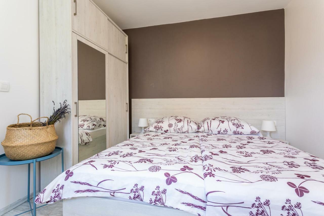 Apartments Marija Baska  Luaran gambar