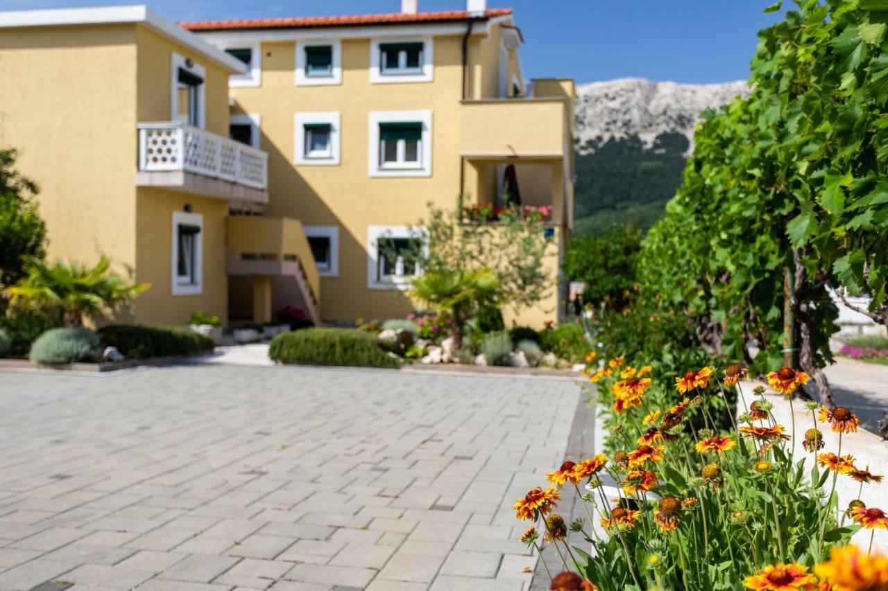 Apartments Marija Baska  Luaran gambar